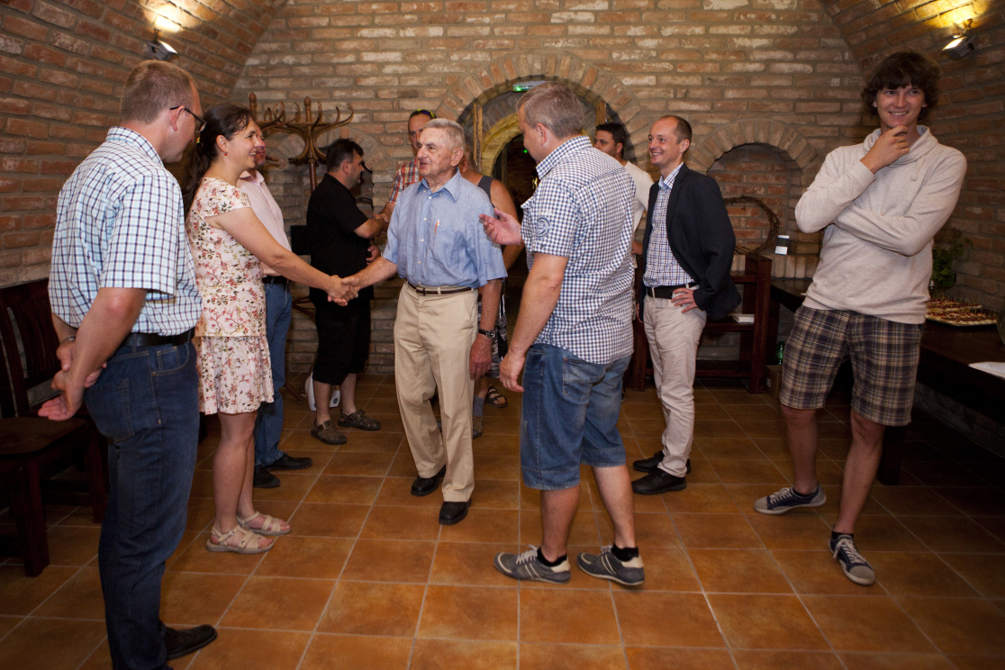 Setkání s vinaři ve Velkých Pavlovicích při slavnostním předávání známek Sysli na vinici
